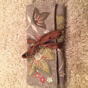 Vintage tweed jewelry roll